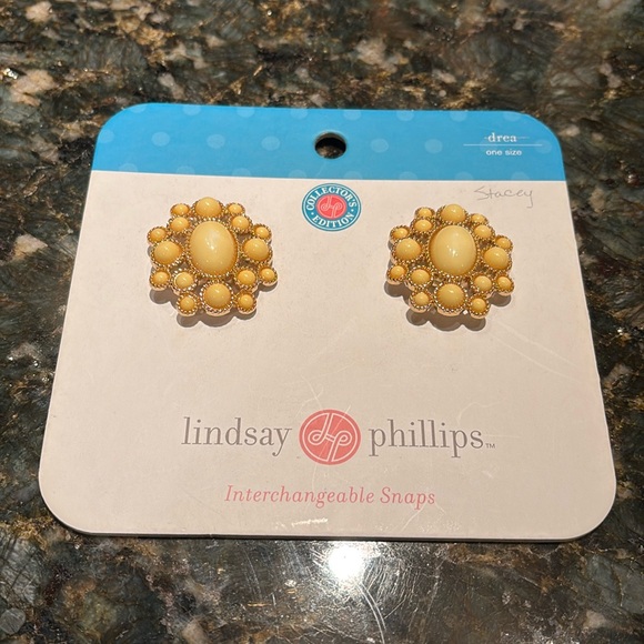 Lindsay Phillips Stacey yellow snaps for sandals - Picture 1 of 4